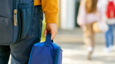Zakaz wstępu do szkół i przedszkoli. W Bolesławcu są dodatkowe patrole
