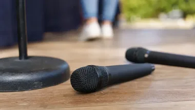 Norbi w Bolesławcu opowie o scenie, uzależnieniu i wygranym życiu