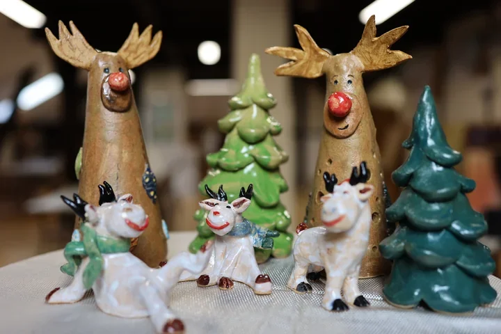 Bożonarodzeniowy kiermasz eMDeK - rękodzieło od bolesławieckich ceramiczek