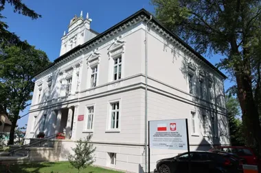 Wakacje w MDK Bolesławiec zapełnią teatr, szachy i górskie wypady