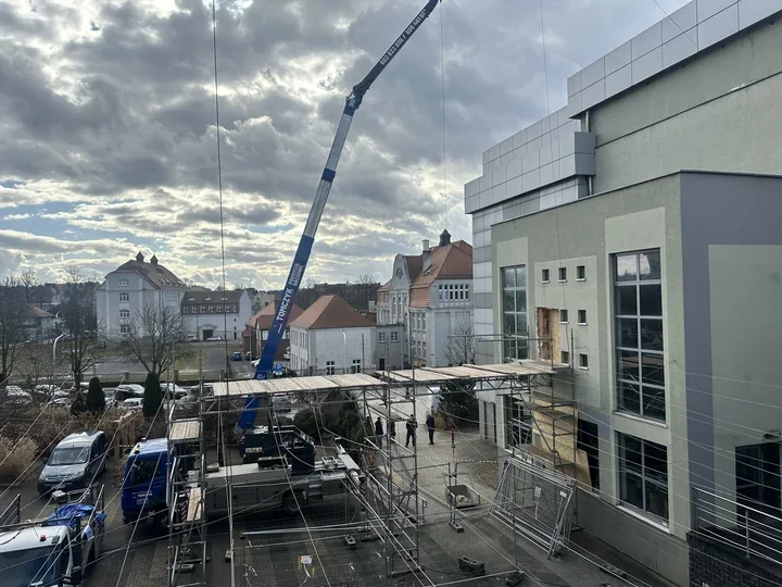 Nowy ekran i sprzęt w kinie BOK–MCC – pierwszy etap modernizacji