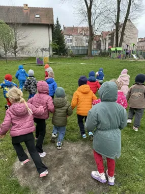 Bolesławieckie przedszkolaki dołożyły kilometry do rekordu akcji o autyzmie