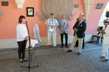 Bolesławiec oddał hołd Żołądziowi. Tablica stanęła przy Bramie Piastowskiej