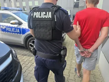 44-latek trafił do aresztu. Przemoc wobec ojca trwała od 2024 roku