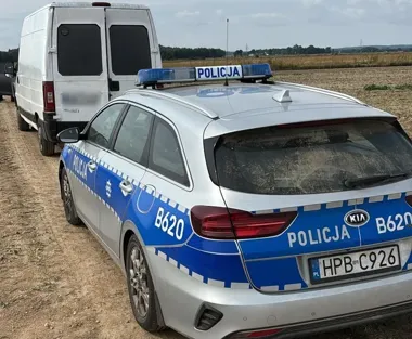 Pościg za busem pod Bolesławcem. 36-latek z zarzutami