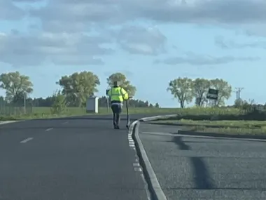 1,7 promila na hulajnodze - patrol przerwał przejazd 34-latkowi