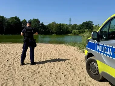 90 osób utonęło od czerwca - policja z Bolesławca ostrzega nad wodą