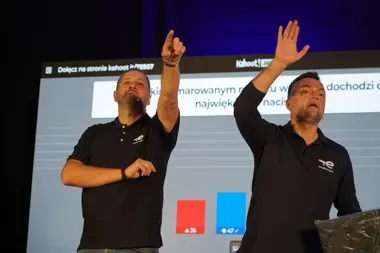 Telewizyjny ekspert i specjalista od olejów szkolili mechaników w Bolesławcu